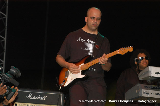 Roy Young & Band - Air Jamaica Jazz & Blues Festival 2007 - The Art of Music -  Thursday, January 25th - 10th Anniversary - Air Jamaica Jazz & Blues Festival 2007 - The Art of Music - Tuesday, January 23 - Saturday, January 27, 2007, The Aqueduct on Rose Hall, Montego Bay, Jamaica - Negril Travel Guide, Negril Jamaica WI - http://www.negriltravelguide.com - info@negriltravelguide.com...!