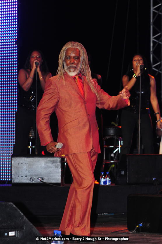 Billy Ocean at the Air Jamaica Jazz and Blues Festival 2008 The Art of Music - Saturday, January 26, 2008 - Air Jamaica Jazz & Blues 2008 The Art of Music venue at the Aqaueduct on Rose Hall Resort & Counrty Club, Montego Bay, St. James, Jamaica W.I. - Thursday, January 24 - Saturday, January 26, 2008 - Photographs by Net2Market.com - Claudine Housen & Barry J. Hough Sr, Photographers - Negril Travel Guide, Negril Jamaica WI - http://www.negriltravelguide.com - info@negriltravelguide.com...!