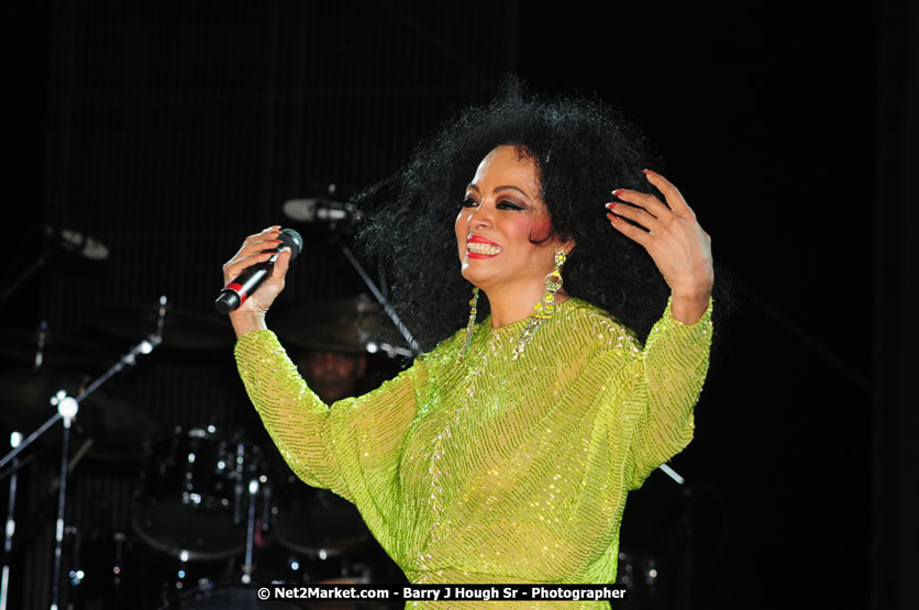 Diana Ross at the Air Jamaica Jazz and Blues Festival 2008 The Art of Music - Saturday, January 26, 2008 - Air Jamaica Jazz & Blues 2008 The Art of Music venue at the Aqaueduct on Rose Hall Resort & Counrty Club, Montego Bay, St. James, Jamaica W.I. - Thursday, January 24 - Saturday, January 26, 2008 - Photographs by Net2Market.com - Claudine Housen & Barry J. Hough Sr, Photographers - Negril Travel Guide, Negril Jamaica WI - http://www.negriltravelguide.com - info@negriltravelguide.com...!