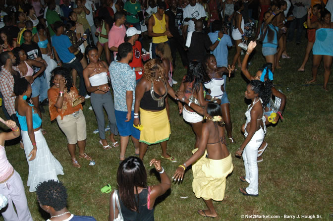 Stages @ WAVZ - Appleton ATI 2005 Negril - Saturday,  July 30, 2005 - Sponsored by: Appleton Adult Entertainment - Negril Travel Guide, Negril Jamaica WI - http://www.negriltravelguide.com - info@negriltravelguide.com...!