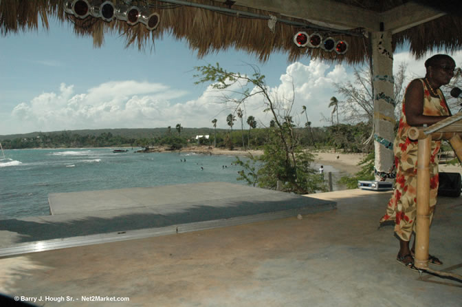 A Photo Story of Calabash 2005 - 5th Anniversary - @ Jakes, Treasure Beach - May 27th to 29th, 2005 - Negril Travel Guide, Negril Jamaica WI - http://www.negriltravelguide.com - info@negriltravelguide.com...!