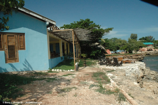 A Photo Story of Calabash 2005 - 5th Anniversary - @ Jakes, Treasure Beach - May 27th to 29th, 2005 - Negril Travel Guide, Negril Jamaica WI - http://www.negriltravelguide.com - info@negriltravelguide.com...!