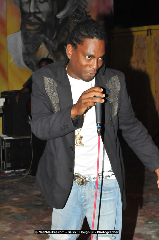  Coco Tea & Silver Cat at Bourbon Beach - Money Cologne Promotions presents The Growning of Coco Tea & Silver Cat at Bourbon Beach, Norman Manley Boulevard, Negril , Westmoreland, Jamaica W.I. - Monday, April 14, 2008 - Photographs by Net2Market.com - Barry J. Hough Sr, Photographer - Photos taken with a Nikon D300 - Negril Travel Guide, Negril Jamaica WI - http://www.negriltravelguide.com - info@negriltravelguide.com...!