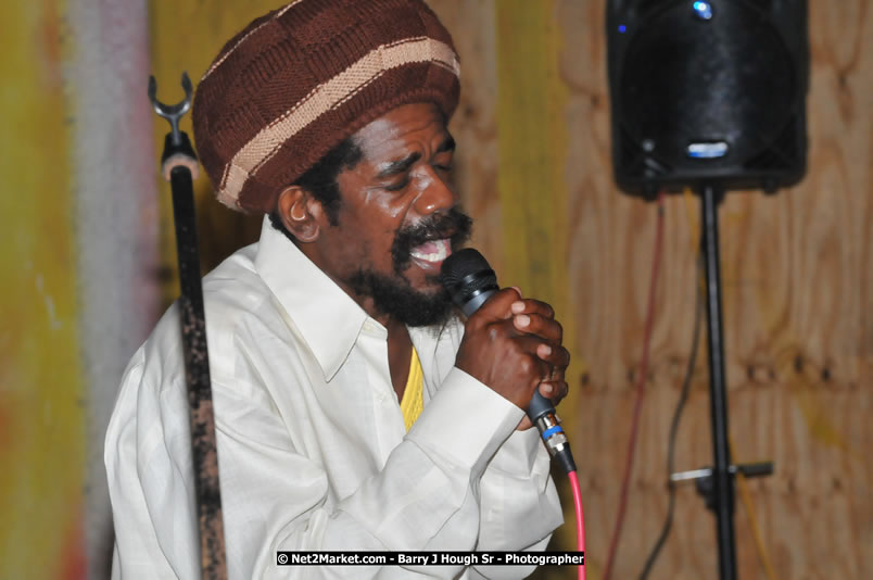  Coco Tea & Silver Cat at Bourbon Beach - Money Cologne Promotions presents The Growning of Coco Tea & Silver Cat at Bourbon Beach, Norman Manley Boulevard, Negril , Westmoreland, Jamaica W.I. - Monday, April 14, 2008 - Photographs by Barry J. Hough Sr. Photojournalist/Photograper - Photographs taken with a Nikon D70, D100, or D300 - Negril Travel Guide, Negril Jamaica WI - http://www.negriltravelguide.com - info@negriltravelguide.com...!