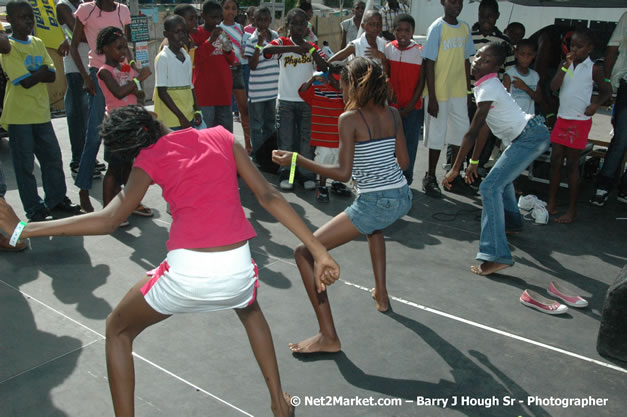 Cross De Harbour @ Lucea Car Park presented by Linkz Entertainment in association with Lucea Chamber of Commerce - Featuring Freddy Mc Gregor, Iley Dread, Mr. Vegas, Lt. Elmo, Champagne, Merital, CC, Brillant, TQ, Mad Dog, Chumps - Lucea, Hanover, Jamaica - Negril Travel Guide.com, Negril Jamaica WI - http://www.negriltravelguide.com - info@negriltravelguide.com...!