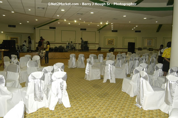 Reflections Set Up - Cure Fest 2007 - All White Birth-Night Party - Hosted by Jah Cure - Starfish Trelawny Hotel - Trelawny, Jamaica - Friday, October 12, 2007 - Cure Fest 2007 October 12th-14th, 2007 Presented by Danger Promotions, Iyah Cure Promotions, and Brass Gate Promotions - Alison Young, Publicist - Photographs by Net2Market.com - Barry J. Hough Sr, Photographer - Negril Travel Guide, Negril Jamaica WI - http://www.negriltravelguide.com - info@negriltravelguide.com...!