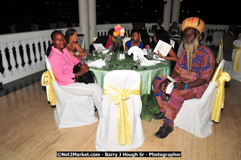 Bird of Paradise Awards & Gala @ Grand Palladium Resort & Spa [Fiesta] - Saturday, August 9, 2008 - Guest Honouree The Most Honourable P.J. Patterson ON, PC, QC - Hanover Homecoming Foundation LTD Jamaica - Wherever you roam ... Hanover bids you ... come HOME - Sunday, August 3 to Saturday, August 9, 2008 - Hanover Jamaica - Photographs by Net2Market.com - Barry J. Hough Sr. Photojournalist/Photograper - Photographs taken with a Nikon D300 - Negril Travel Guide, Negril Jamaica WI - http://www.negriltravelguide.com - info@negriltravelguide.com...!