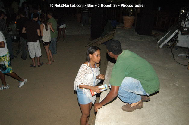 Hybrid Go Ultra - Glamous Life @ Rick's Cafe, Negri, West End - South Beach's most talked about exclusive event for the mature and beautiful - Friday, August 3, 2007, Rick's Cafe, West End, Negril, Westmoreland, Jamaica - Negril Travel Guide.com, Negril Jamaica WI - http://www.negriltravelguide.com - info@negriltravelguide.com...!