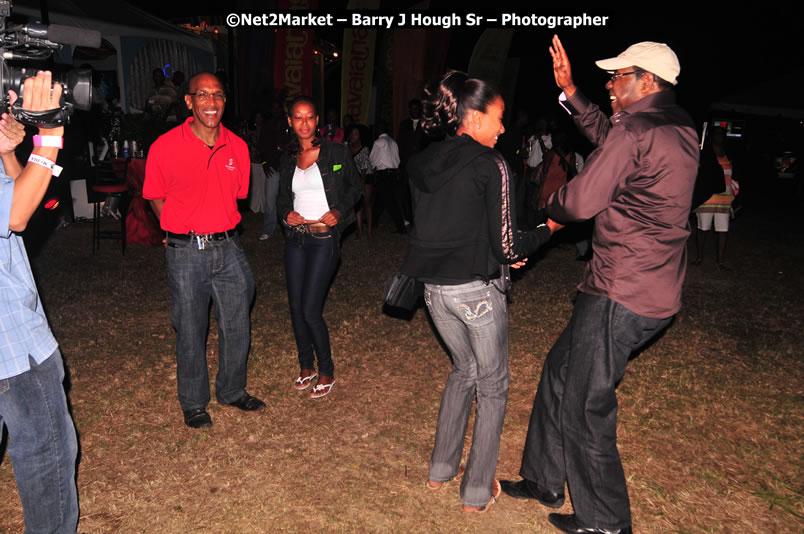 Minister of Tourism, Edmund Bartlett @ Jamaica Jazz and Blues Festival 2009 - Presented by Air Jamaica - Friday, January 23, 2009 - Venue at the Aqueduct on Rose Hall Resort &amp; Country Club, Montego Bay, Jamaica - Thursday, January 22 - Saturday, January 24, 2009 - Photographs by Net2Market.com - Barry J. Hough Sr, Photographer/Photojournalist - Negril Travel Guide, Negril Jamaica WI - http://www.negriltravelguide.com - info@negriltravelguide.com...!