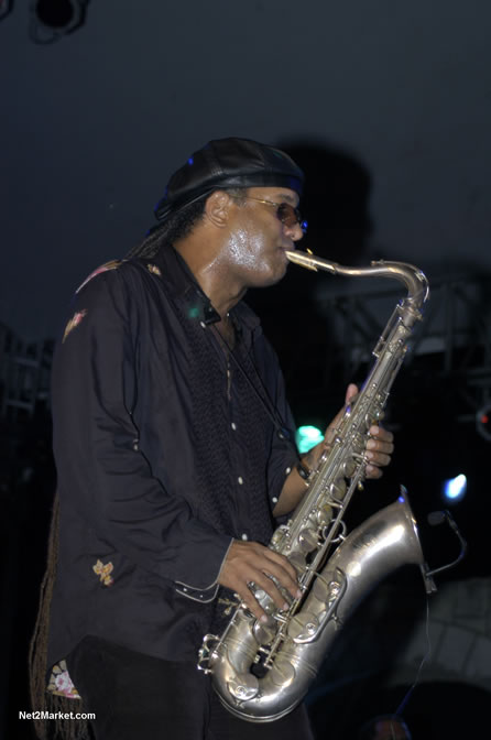 Arturo Tappin - Air Jamaica Jazz & Blues 2005 - The Art Of Music - Cinnamon Hill Golf Course, Rose Hall, Montego Bay - Negril Travel Guide, Negril Jamaica WI - http://www.negriltravelguide.com - info@negriltravelguide.com...!