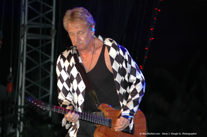 Air Supply - Air Jamaica Jazz & Blues Festival 2006 - The Art of Music - Cinnamon Hill Golf Club - Rosehall Resort & Country Club, Montego Bay, Jamaica W.I. - Thursday, Friday 27, 2006 - Negril Travel Guide, Negril Jamaica WI - http://www.negriltravelguide.com - info@negriltravelguide.com...!