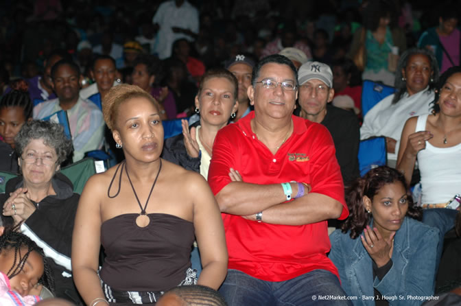 Bo Diddley - Air Jamaica Jazz & Blues Festival 2006 - The Art of Music - Cinnamon Hill Golf Club - Rosehall Resort & Country Club, Montego Bay, Jamaica W.I. - Thursday, Friday 27, 2006 - Negril Travel Guide, Negril Jamaica WI - http://www.negriltravelguide.com - info@negriltravelguide.com...!