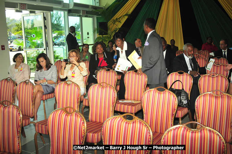 The Unveiling Of The Commemorative Plaque By The Honourable Prime Minister, Orette Bruce Golding, MP, And Their Majesties, King Juan Carlos I And Queen Sofia Of Spain - On Wednesday, February 18, 2009, Marking The Completion Of The Expansion Of Sangster International Airport, Venue at Sangster International Airport, Montego Bay, St James, Jamaica - Wednesday, February 18, 2009 - Photographs by Net2Market.com - Barry J. Hough Sr, Photographer/Photojournalist - Negril Travel Guide, Negril Jamaica WI - http://www.negriltravelguide.com - info@negriltravelguide.com...!