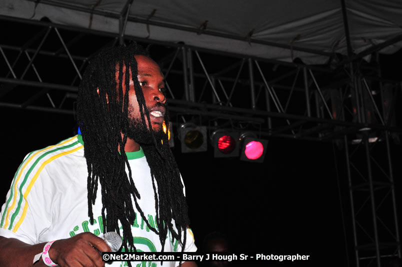 Lucea Cross the Harbour @ Lucea Car Park - All Day Event - Cross the Harbour Swim, Boat Rides, and Entertainment for the Family - Concert Featuring: Bushman, George Nooksl, Little Hero, Bushi One String, Dog Rice and many local Artists - Friday, August 1, 2008 - Lucea, Hanover Jamaica - Photographs by Net2Market.com - Barry J. Hough Sr. Photojournalist/Photograper - Photographs taken with a Nikon D300 - Negril Travel Guide, Negril Jamaica WI - http://www.negriltravelguide.com - info@negriltravelguide.com...!