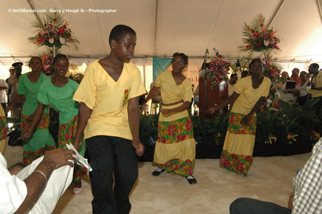 Palladium Hotels & Resorts - Groundbreaking of the 1600-Room Grand Palladium Lady Hamilton Resort & Spa and the Grand Palludium Jamaica Resort & Spa - Special Address: The Most Honorable Portia Simpson-Miller, O.N., M.P., Prime Minister of Jamaica - The Point, Lucea, Hanover, Saturday, November 11, 2006 @ 2:00 pm - Negril Travel Guide, Negril Jamaica WI - http://www.negriltravelguide.com - info@negriltravelguide.com...!