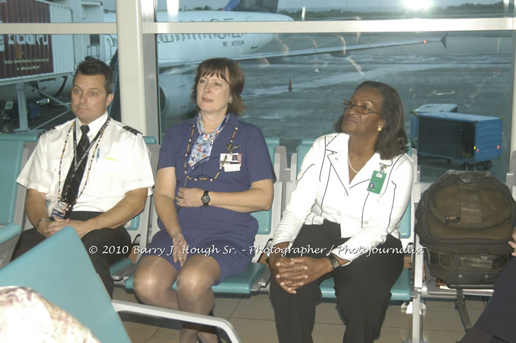 US Airways Inaugurtes New Service from Phoenix Sky Harbor International Airport to Sangster International Airport, Friday, December 18, 2009, Sangster International Airport, Montego Bay, St. James, Jamaica W.I. - Photographs by Net2Market.com - Barry J. Hough Sr, Photographer/Photojournalist - The Negril Travel Guide - Negril's and Jamaica's Number One Concert Photography Web Site with over 40,000 Jamaican Concert photographs Published -  Negril Travel Guide, Negril Jamaica WI - http://www.negriltravelguide.com - info@negriltravelguide.com...!