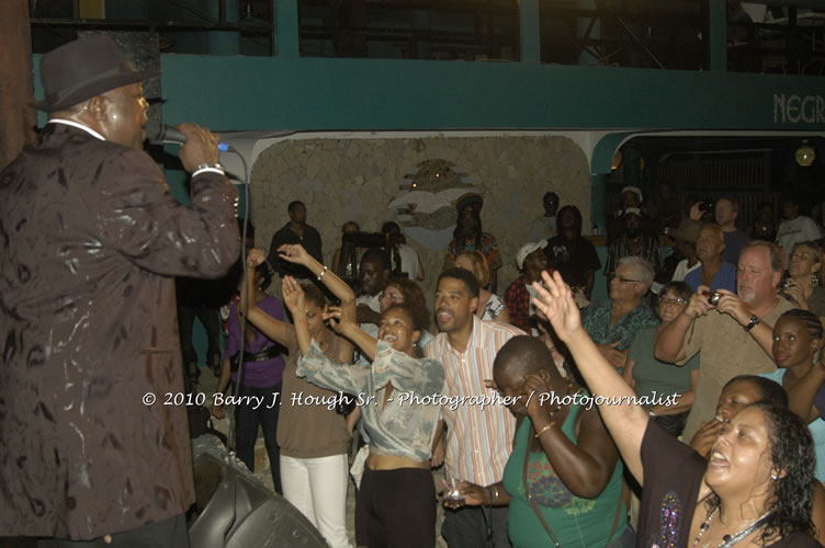 Chaka Demus & Pliers - Live In Concert @ Negril Escape Resort and Spa, December 8, 2009, One Love Drive, West End, Negril, Westmoreland, Jamaica W.I. - Photographs by Net2Market.com - Barry J. Hough Sr, Photographer/Photojournalist - Negril Travel Guide, Negril Jamaica WI - http://www.negriltravelguide.com - info@negriltravelguide.com...!