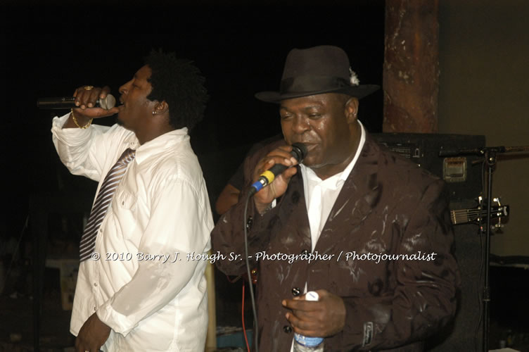 Chaka Demus & Pliers - Live In Concert @ Negril Escape Resort and Spa, December 8, 2009, One Love Drive, West End, Negril, Westmoreland, Jamaica W.I. - Photographs by Net2Market.com - Barry J. Hough Sr, Photographer/Photojournalist - Negril Travel Guide, Negril Jamaica WI - http://www.negriltravelguide.com - info@negriltravelguide.com...!