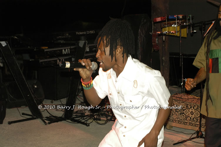 JAH Cure - Live In Concert @ Negril Escape Resort and Spa, December 15, 2009, One Love Drive, West End, Negril, Westmoreland, Jamaica W.I. - Photographs by Net2Market.com - Barry J. Hough Sr, Photographer/Photojournalist - Negril Travel Guide, Negril Jamaica WI - http://www.negriltravelguide.com - info@negriltravelguide.com...!