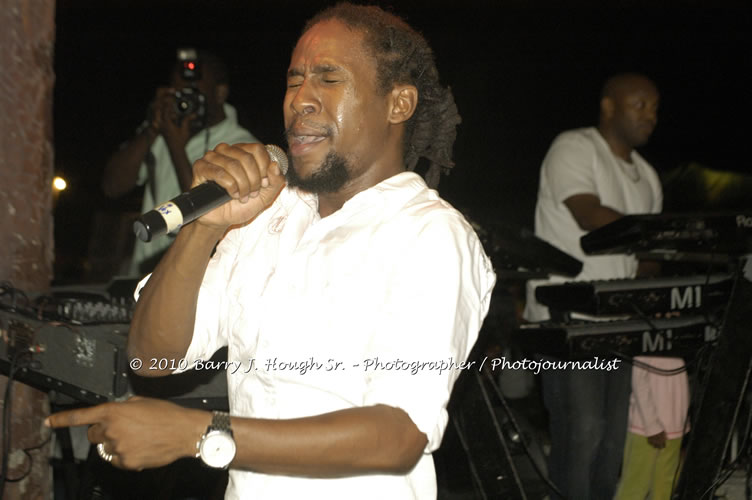 JAH Cure - Live In Concert @ Negril Escape Resort and Spa, December 15, 2009, One Love Drive, West End, Negril, Westmoreland, Jamaica W.I. - Photographs by Net2Market.com - Barry J. Hough Sr, Photographer/Photojournalist - Negril Travel Guide, Negril Jamaica WI - http://www.negriltravelguide.com - info@negriltravelguide.com...!