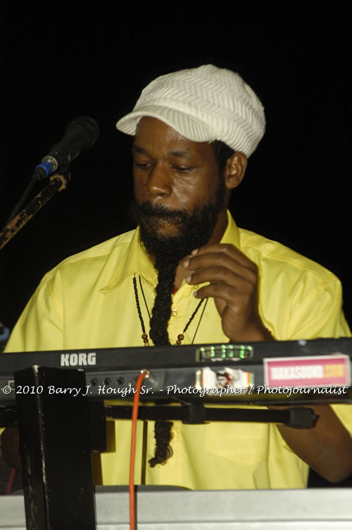 John Holt - Live in Concert - Also featuring Uprising Bank, plus DJ Gemini @ One Love Reggae Concerts Series 09/10 @ Negril Escape Resort & Spa, February 9, 2010, One Love Drive, West End, Negril, Westmoreland, Jamaica W.I. - Photographs by Net2Market.com - Barry J. Hough Sr, Photographer/Photojournalist - The Negril Travel Guide - Negril's and Jamaica's Number One Concert Photography Web Site with over 40,000 Jamaican Concert photographs Published -  Negril Travel Guide, Negril Jamaica WI - http://www.negriltravelguide.com - info@negriltravelguide.com...!