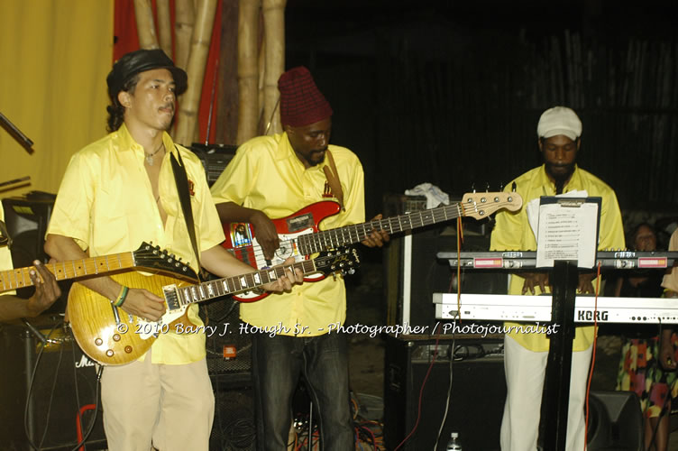 John Holt - Live in Concert - Also featuring Uprising Bank, plus DJ Gemini @ One Love Reggae Concerts Series 09/10 @ Negril Escape Resort & Spa, February 9, 2010, One Love Drive, West End, Negril, Westmoreland, Jamaica W.I. - Photographs by Net2Market.com - Barry J. Hough Sr, Photographer/Photojournalist - The Negril Travel Guide - Negril's and Jamaica's Number One Concert Photography Web Site with over 40,000 Jamaican Concert photographs Published -  Negril Travel Guide, Negril Jamaica WI - http://www.negriltravelguide.com - info@negriltravelguide.com...!