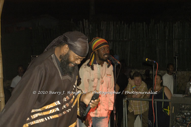 Julian Marley - Grammy Nominee & Son of the Legend Bob Marley - Live in Concert - Also featuring Ras Noble, Power Drill, Iron Head, & Robin Banks - Backing Band Roots Warrior, plus DJ Gemini @ One Love Reggae Concerts Series 09/10 @ Negril Escape Resort & Spa, February 2, 2010, One Love Drive, West End, Negril, Westmoreland, Jamaica W.I. - Photographs by Net2Market.com - Barry J. Hough Sr, Photographer/Photojournalist - The Negril Travel Guide - Negril's and Jamaica's Number One Concert Photography Web Site with over 40,000 Jamaican Concert photographs Published -  Negril Travel Guide, Negril Jamaica WI - http://www.negriltravelguide.com - info@negriltravelguide.com...!