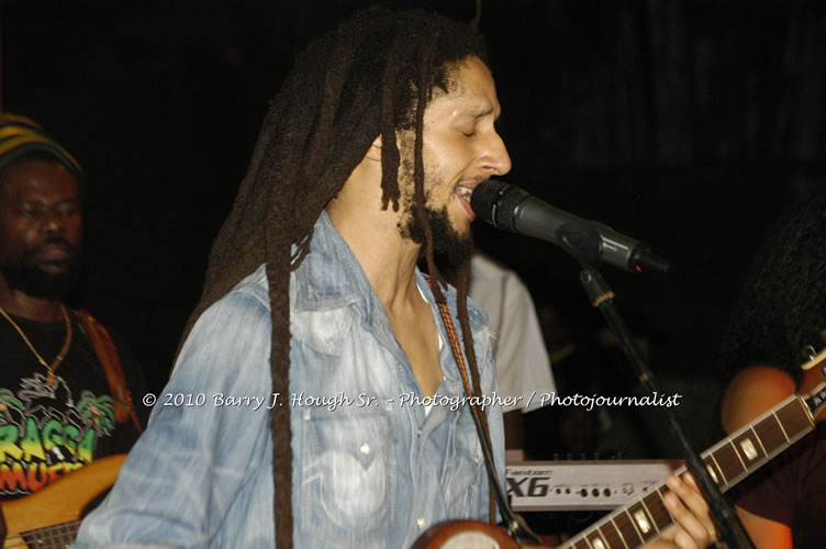 Julian Marley - Grammy Nominee & Son of the Legend Bob Marley - Live in Concert - Also featuring Ras Noble, Power Drill, Iron Head, & Robin Banks - Backing Band Roots Warrior, plus DJ Gemini @ One Love Reggae Concerts Series 09/10 @ Negril Escape Resort & Spa, February 2, 2010, One Love Drive, West End, Negril, Westmoreland, Jamaica W.I. - Photographs by Net2Market.com - Barry J. Hough Sr, Photographer/Photojournalist - The Negril Travel Guide - Negril's and Jamaica's Number One Concert Photography Web Site with over 40,000 Jamaican Concert photographs Published -  Negril Travel Guide, Negril Jamaica WI - http://www.negriltravelguide.com - info@negriltravelguide.com...!