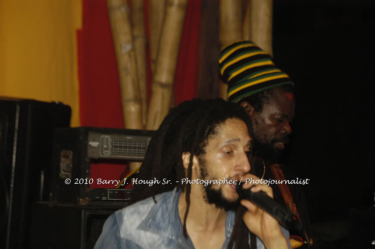 Julian Marley - Grammy Nominee & Son of the Legend Bob Marley - Live in Concert - Also featuring Ras Noble, Power Drill, Iron Head, & Robin Banks - Backing Band Roots Warrior, plus DJ Gemini @ One Love Reggae Concerts Series 09/10 @ Negril Escape Resort & Spa, February 2, 2010, One Love Drive, West End, Negril, Westmoreland, Jamaica W.I. - Photographs by Net2Market.com - Barry J. Hough Sr, Photographer/Photojournalist - The Negril Travel Guide - Negril's and Jamaica's Number One Concert Photography Web Site with over 40,000 Jamaican Concert photographs Published -  Negril Travel Guide, Negril Jamaica WI - http://www.negriltravelguide.com - info@negriltravelguide.com...!