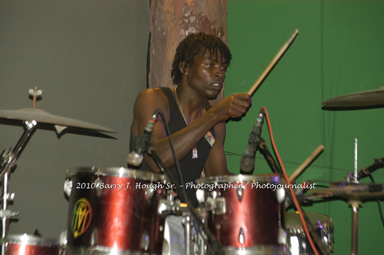 Queen Ifrica - Live In Concert - One Love Reggae Concert Series 09/10 @ Negril Escape Resort and Spa, January 5, 2010, One Love Drive, West End, Negril, Westmoreland, Jamaica W.I. - Photographs by Net2Market.com - Barry J. Hough Sr, Photographer/Photojournalist - Negril Travel Guide, Negril Jamaica WI - http://www.negriltravelguide.com - info@negriltravelguide.com...!