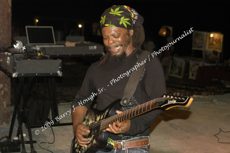  Sanchez - Live in Concert - at the One Love Reggae Concert Series 09/10 @ Negril Escape Resort & Spa - Also Featuring: Timmi Burrell and Justice Merchant- Backing Band Roots Warrior - DJ Gemini - MC Oliver Cargill, Negril Escape Resort & Spa, One Love Drive, West End, Negril, Westmoreland, Jamaica W.I. - Tuesday, November 24, 2009 - Photographs by Net2Market.com - Barry J. Hough Sr, Photographer / Photojournalist - Photos taken with a Nikon D70, D100, or D300 - Negril Travel Guide, Negril Jamaica WI - http://www.negriltravelguide.com - info@negriltravelguide.com...!