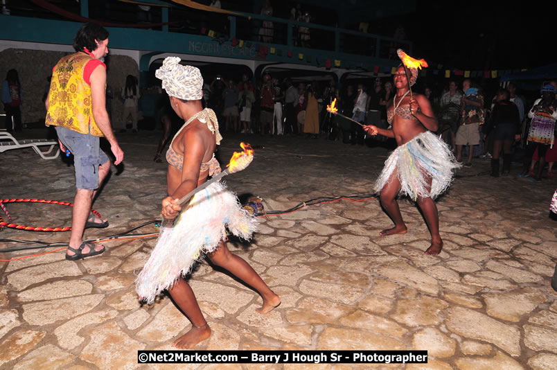 Chinese New Year @ The Sunset Show at Negril Escape - Tuesday, January 27, 2009 - Live Reggae Music at Negril Escape - Tuesday Nights 6:00PM to 10:00 PM - Photographs by Net2Market.com - Barry J. Hough Sr, Photographer/Photojournalist - Negril Travel Guide, Negril Jamaica WI - http://www.negriltravelguide.com - info@negriltravelguide.com...!