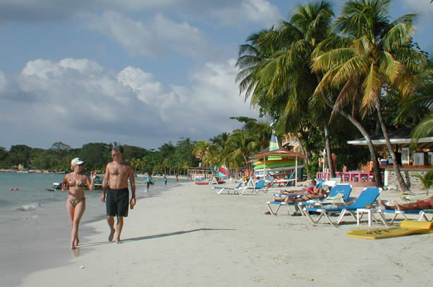 A Photo Walk along Negril's Famous Seven Mile Beach - Negril Travel Guide, Negril Jamaica WI - http://www.negriltravelguide.com - info@negriltravelguide.com...!