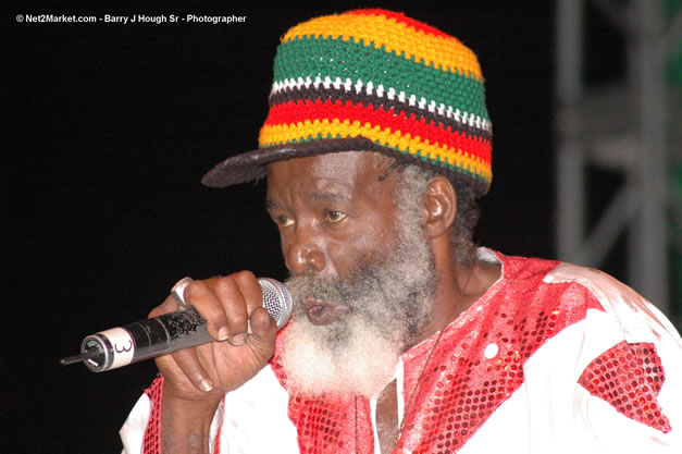 The Abyssinians @ Tru-Juice Rebel Salute 2007 - Saturday, January 13, 2007, Port Kaiser Sports Club, St. Elizabeth - Negril Travel Guide, Negril Jamaica WI - http://www.negriltravelguide.com - info@negriltravelguide.com...!