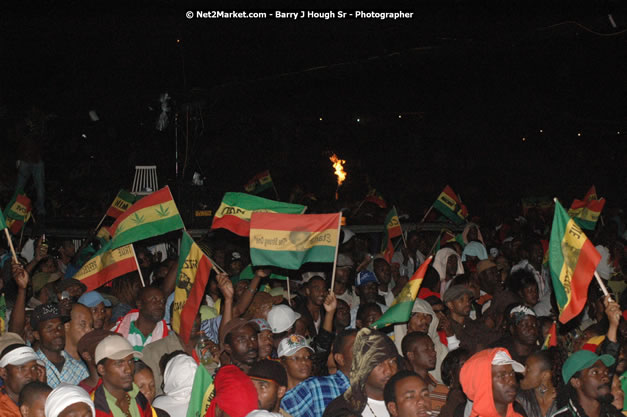 Luton Fyah at Tru-Juice Rebel Salute 2008 - The 15th staging of Tru-Juice Rebel Salute, Saturday, January 12, 2008, Port Kaiser Sports Club, St. Elizabeth, Jamaica W.I. - Photographs by Net2Market.com - Barry J. Hough Sr, Photographer - Negril Travel Guide, Negril Jamaica WI - http://www.negriltravelguide.com - info@negriltravelguide.com...!