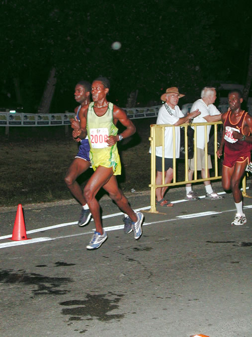 2002 Reggae Marathon & Half Marathon Photographs - Negril Travel Guide, Negril Jamaica WI - http://www.negriltravelguide.com - info@negriltravelguide.com...!