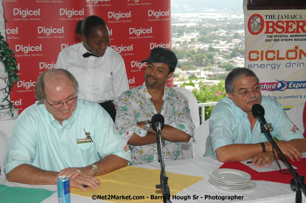 LL Cool J - Shaggy - Press Conference @ Richmond Hill Inn, Montego Bay - Red Stripe Reggae Sumfest at Catherine Hall, Montego Bay, St James, Jamaica W.I. - Negril Travel Guide.com, Negril Jamaica WI - http://www.negriltravelguide.com - info@negriltravelguide.com...!