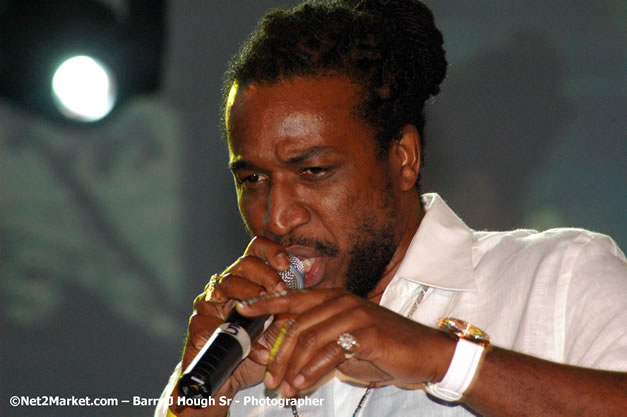 Tiger - Red Stripe Reggae Sumfest 2007 - Zenith - Saturday, July 21, 2007 - Catherine Hall, Montego Bay, St James, Jamaica W.I. - Negril Travel Guide, Negril Jamaica WI - http://www.negriltravelguide.com - info@negriltravelguide.com...!