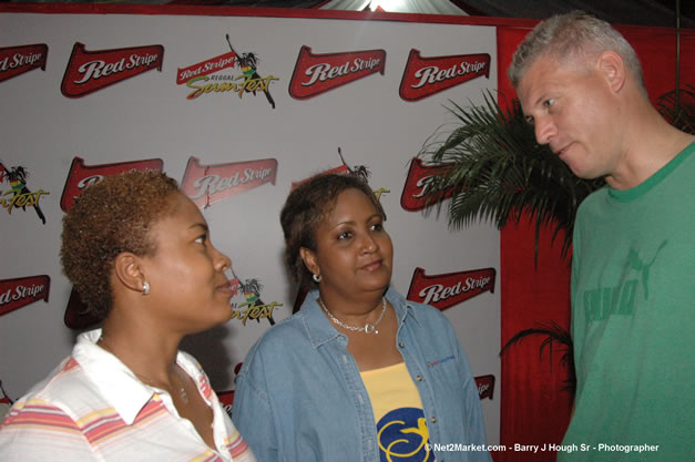 Venue - Audience at Red Stripe Reggae Sumfest 2006 - The Summit - Jamaica's Greatest, The World's Best - Saturday, July 22, 2006 - Montego Bay, Jamaica - Negril Travel Guide, Negril Jamaica WI - http://www.negriltravelguide.com - info@negriltravelguide.com...!