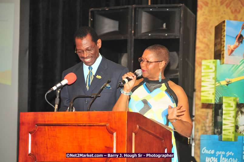 Jamaica's Olympic Athletes Reception at the Ritz Carlton - The City of Montego Bay Welcomes Our 2008 Olympians - Western Motorcade - Civic Ceremony - A Salute To Our Beijing Heros - Ritz Carlton Golf & Spa Resort, Montego Bay, Jamaica - Tuesday, October 7, 2008 - Photographs by Net2Market.com - Barry J. Hough Sr. Photojournalist/Photograper - Photographs taken with a Nikon D300 - Negril Travel Guide, Negril Jamaica WI - http://www.negriltravelguide.com - info@negriltravelguide.com...!