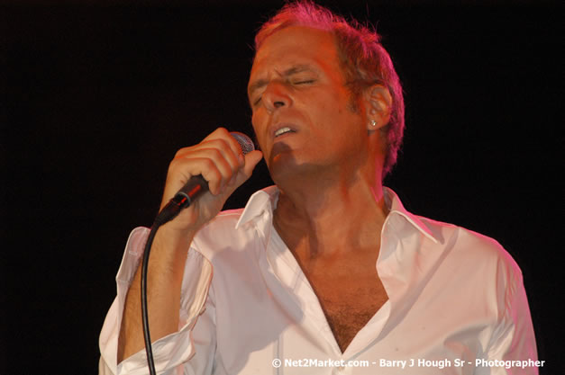 Michael Bolton - Air Jamaica Jazz & Blues Festival 2007 - The Art of Music -  Thursday, January 25th - 10th Anniversary - Air Jamaica Jazz & Blues Festival 2007 - The Art of Music - Tuesday, January 23 - Saturday, January 27, 2007, The Aqueduct on Rose Hall, Montego Bay, Jamaica - Negril Travel Guide, Negril Jamaica WI - http://www.negriltravelguide.com - info@negriltravelguide.com...!