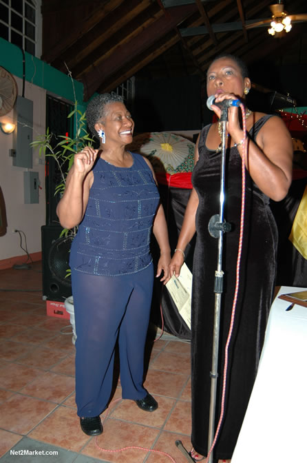 Negril Chamber Of Commerce - 22 Anniversary Dinner & Cabaret Show - Saturday, April 23, 2005 at the Negril Hills Golf Club, Sheffield, Westmoreland, Jamaica - Photos - Negril Travel Guide, Negril Jamaica WI - http://www.negriltravelguide.com - info@negriltravelguide.com...!