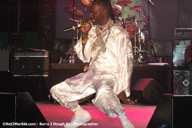 Ninja Man - Explosion - Red Stripe Reggae Sumfest 2007 - Thursday, July 19, 2007 - Red Stripe Reggae Sumfest 2007 at Catherine Hall, Montego Bay, St James, Jamaica W.I. - Negril Travel Guide, Negril Jamaica WI - http://www.negriltravelguide.com - info@negriltravelguide.com...!