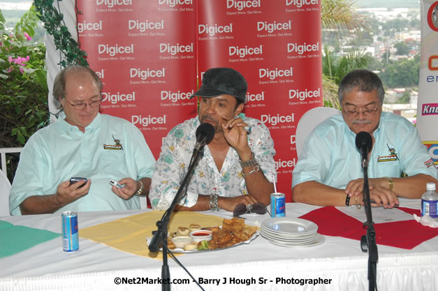 LL Cool J - Shaggy - Press Conference @ Richmond Hill Inn, Montego Bay - Red Stripe Reggae Sumfest at Catherine Hall, Montego Bay, St James, Jamaica W.I. - Negril Travel Guide.com, Negril Jamaica WI - http://www.negriltravelguide.com - info@negriltravelguide.com...!