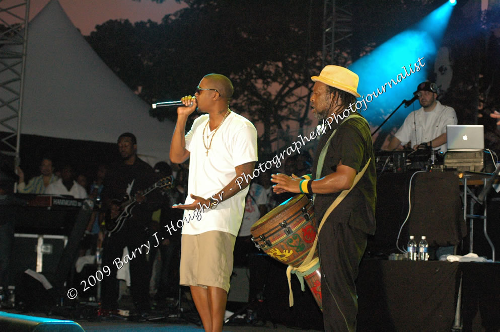 Damian 'Jr. Gong' Marley & NAS @ Reggae Sumfest 2009 - International Night 2 - Reggae Sumfest 2009,Catherine Hall, Montego Bay, St. James, Jamaica W.I. - Saturday, July 25, 2009 - Reggae Sumfest 2009, July 19 - 25, 2009 - Photographs by Net2Market.com - Barry J. Hough Sr. Photojournalist/Photograper - Photographs taken with a Nikon D70, D100, or D300 - Negril Travel Guide, Negril Jamaica WI - http://www.negriltravelguide.com - info@negriltravelguide.com...!