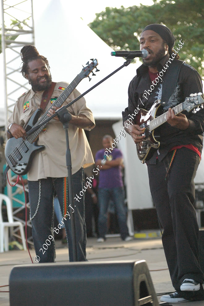 Inner Circle  @ Reggae Sumfest 2009 - International Night 2 - Reggae Sumfest 2009,Catherine Hall, Montego Bay, St. James, Jamaica W.I. - Saturday, July 25, 2009 - Reggae Sumfest 2009, July 19 - 25, 2009 - Photographs by Net2Market.com - Barry J. Hough Sr. Photojournalist/Photograper - Photographs taken with a Nikon D70, D100, or D300 - Negril Travel Guide, Negril Jamaica WI - http://www.negriltravelguide.com - info@negriltravelguide.com...!