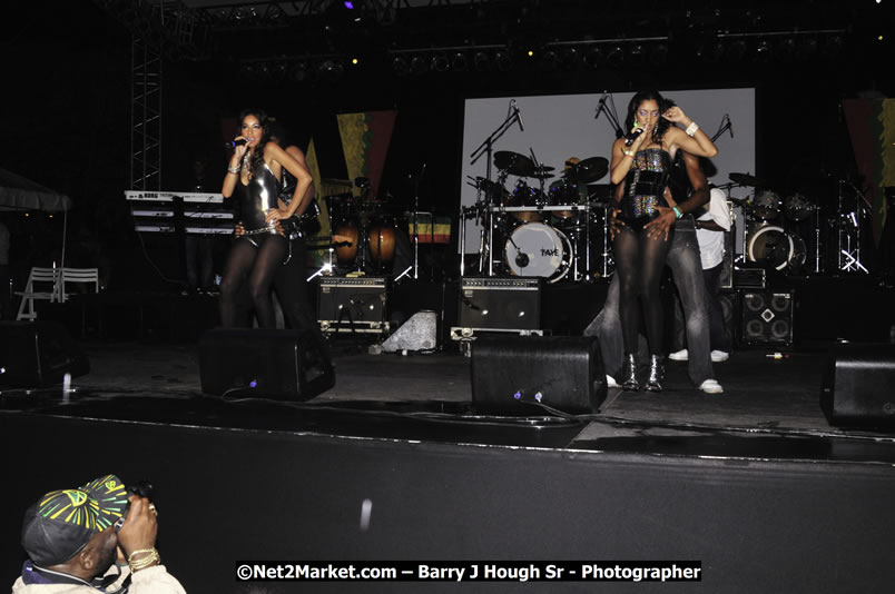 Brick & Lace @ Reggae Sumfest 2008 International Night 2, Catherine Hall, Montego Bay - Saturday, July 19, 2008 - Reggae Sumfest 2008 July 13 - July 19, 2008 - Photographs by Net2Market.com - Barry J. Hough Sr. Photojournalist/Photograper - Photographs taken with a Nikon D300 - Negril Travel Guide, Negril Jamaica WI - http://www.negriltravelguide.com - info@negriltravelguide.com...!