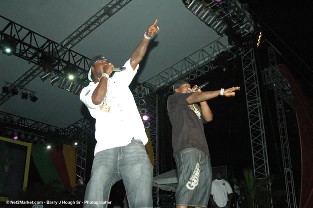 50 Cent & G-Unit - Ignition - The Internation Fire Blazes - Friday, July 21, 2006 - Montego Bay, Jamaica - Negril Travel Guide, Negril Jamaica WI - http://www.negriltravelguide.com - info@negriltravelguide.com...!